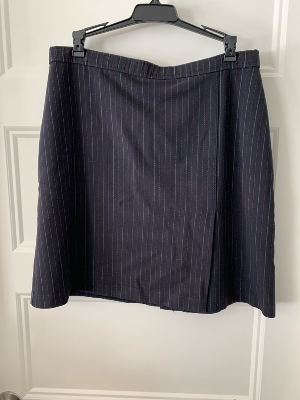 RTG collection Women’s Navy Pinstripe A-Line dressed classic  Skirt